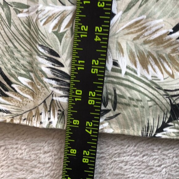 Tapestry Womens Shirt Size 22W Short Sleeve Button Up Hawaiian Classic Beach - Picture 3 of 9